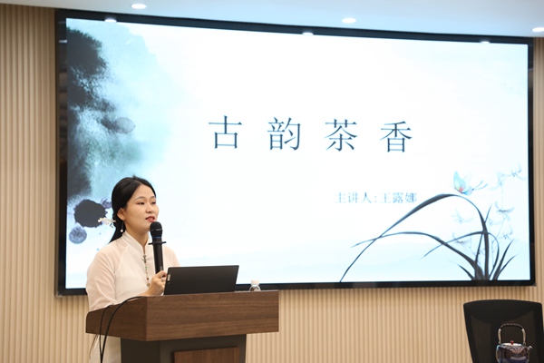 febcd9d03eac36d2e78db7cb554c2888.jpg