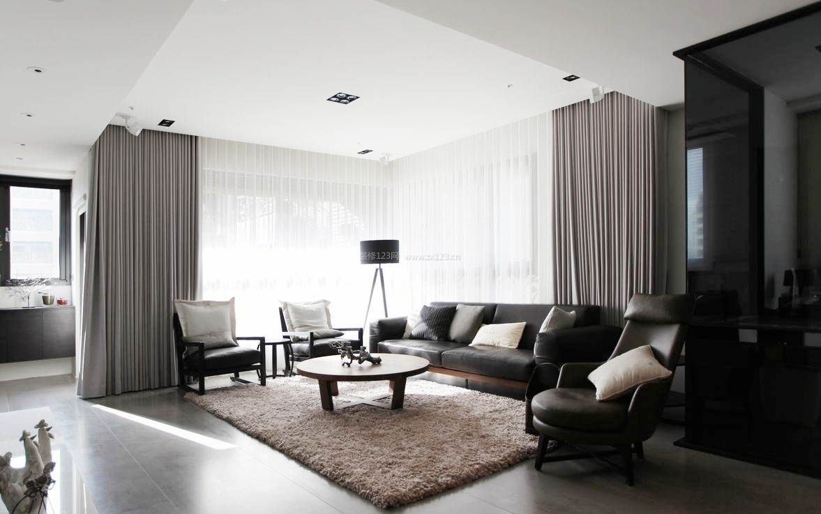 还在用手拉窗帘？这里有更智能的打开方式