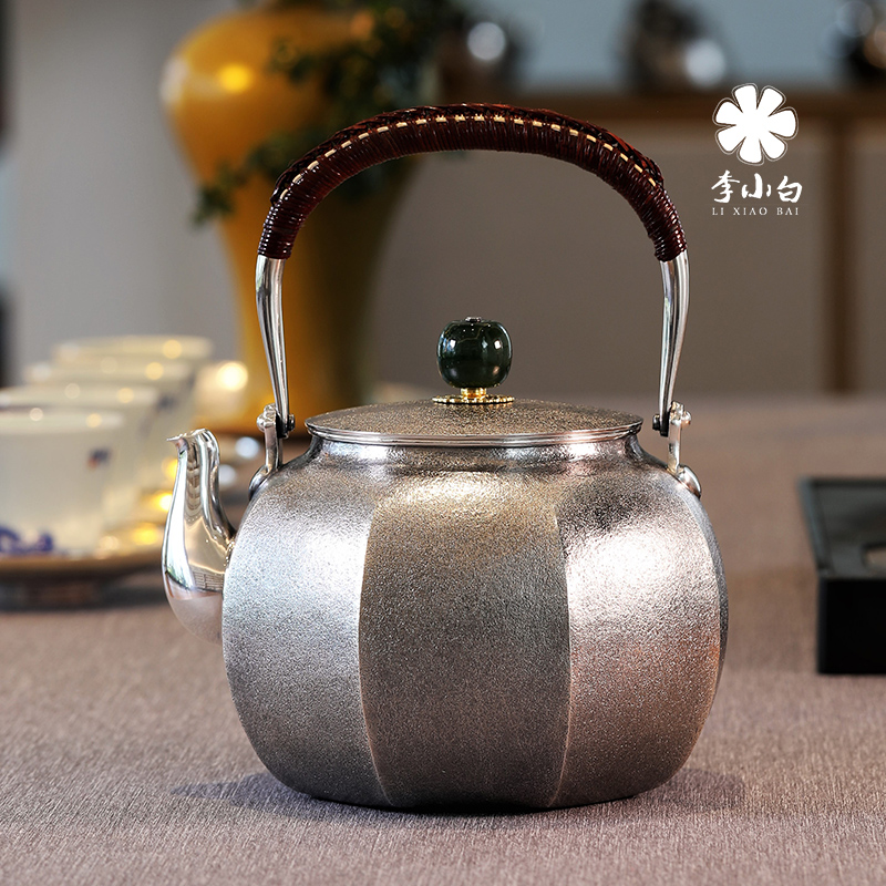 李小白纯银长嘴银壶-麻点八方·八方如意