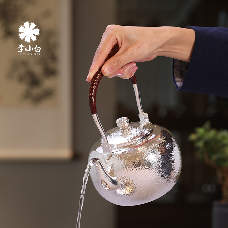 李小白纯银长嘴银壶-细锤点银壶