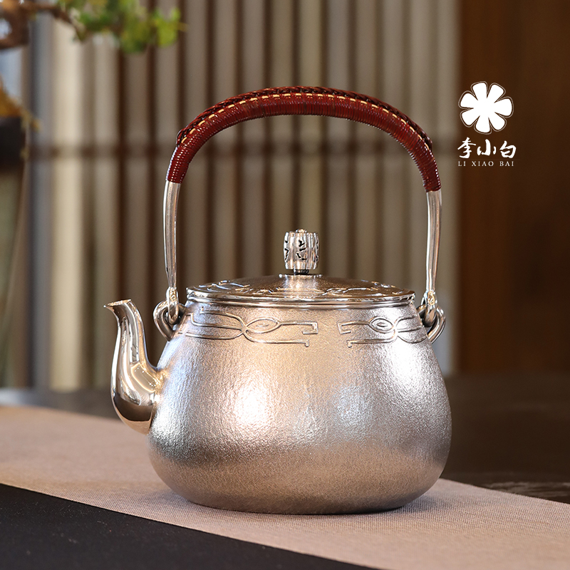 李小白刻花银壶-布袋兽纹