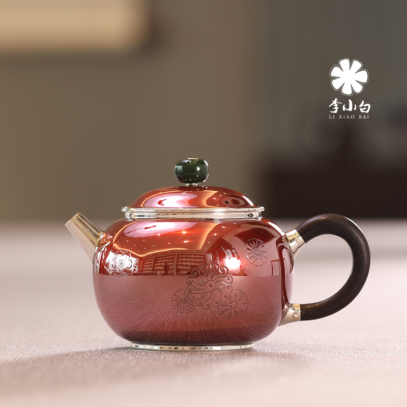 铜包银-玉露泡壶（刻皮球花）