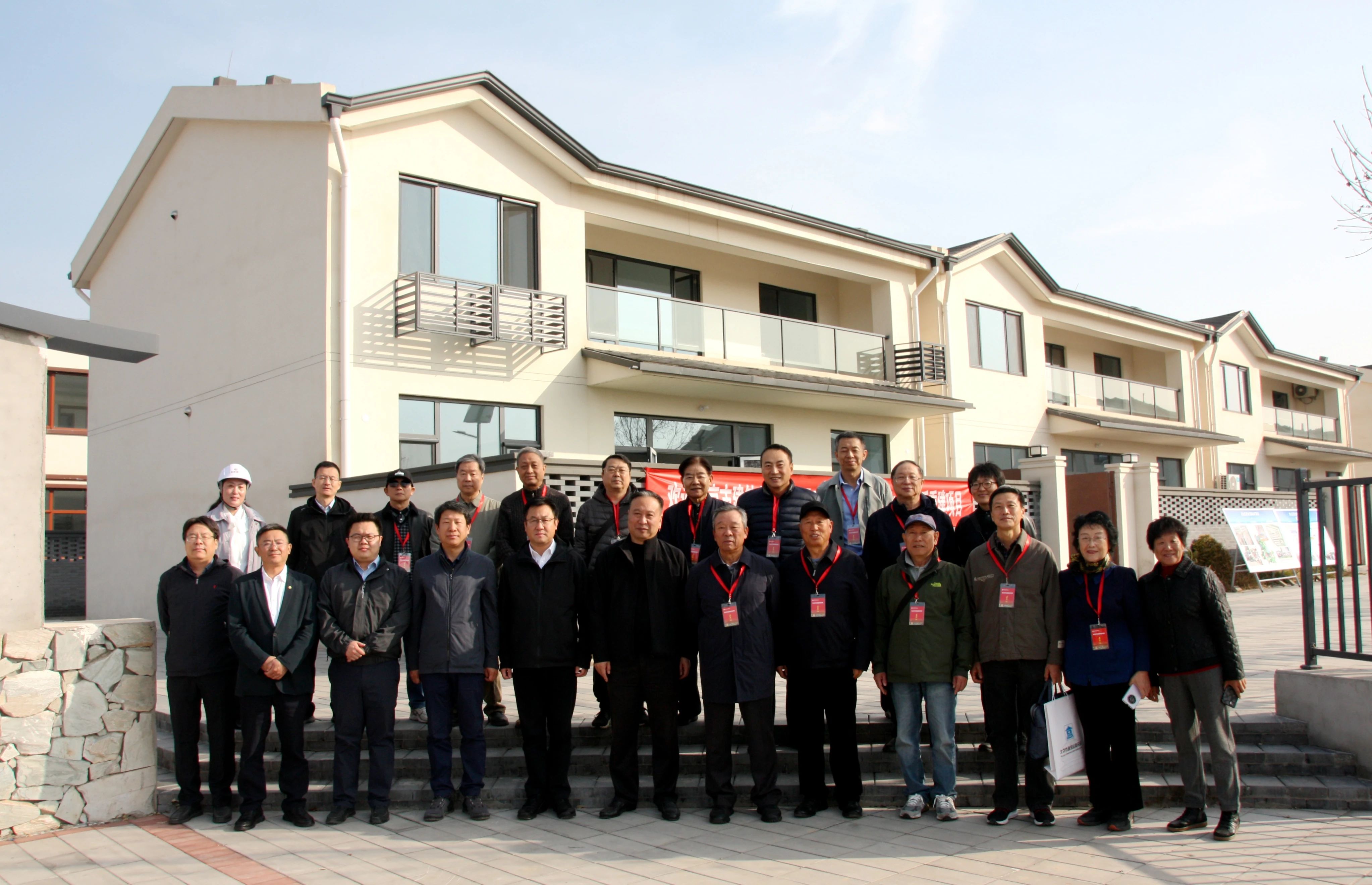 市联合会专家组参观房山水毁重建工程