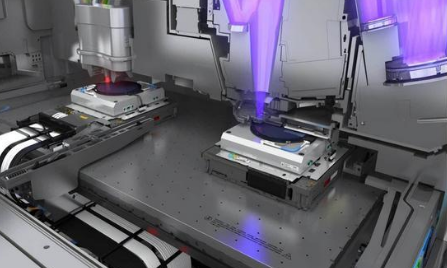 除了EUV光刻机，5nm芯片还需要一种关键设备，也被美国禁售