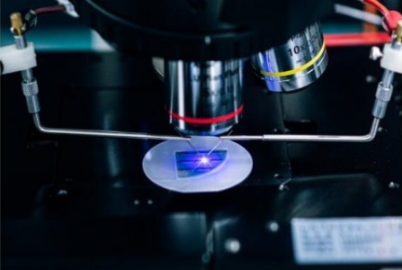 索尼放大招！半导体激光器革新数据存储，容量翻倍突破30TB