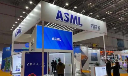 ASML的EUV光刻机，走进“死胡同”了？