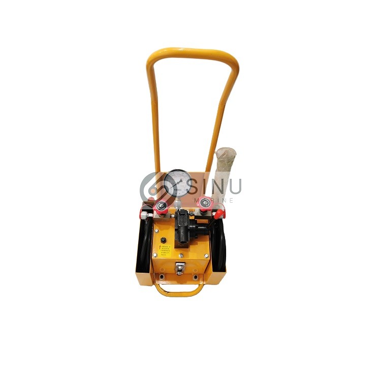Emergency hand pump with wheel DWG.No.CA44989/marine hydraulic pump